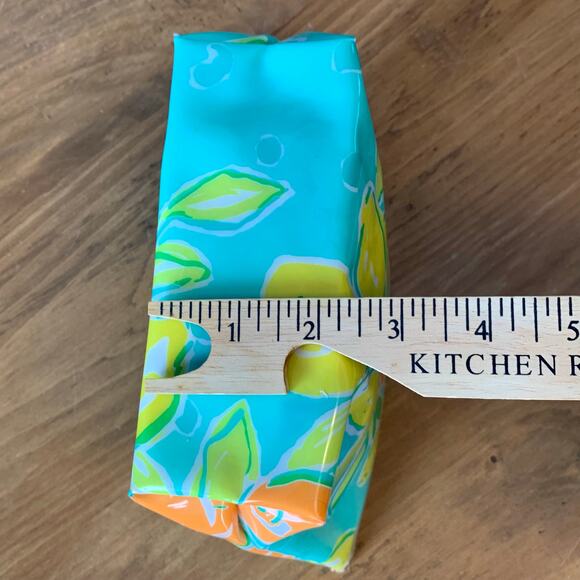 Lily Pulitzer Estee Lauder PVC Plastic Cosmetic Makeup Bag Clutch Floral Green - Picture 6 of 9